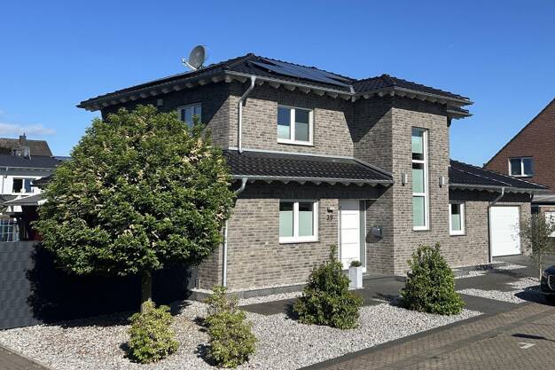 Einfamilienhaus zum Kauf provisionsfrei 985.000 € 5 Zimmer 173,9 m² 704 m² Grundstück frei ab 01.09.2025 Horrem Kerpen 50169