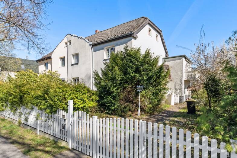 Doppelhaushälfte zum Kauf 599.000 € 7 Zimmer 178 m² 716 m² Grundstück Mariendorf Berlin 12107