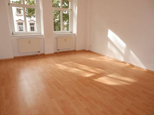 Studio zur Miete 340 € 3 Zimmer 64,6 m² 3. Geschoss frei ab sofort Klarastraße 42 Hilbersdorf Chemnitz 09131