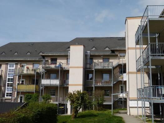 Wohnung zum Kauf 46.000 € 2 Zimmer 45,7 m² 1. Geschoss Hartmannsdorf 09232