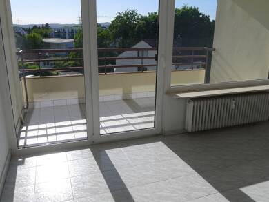 Wohnung zum Kauf provisionsfrei 339.000 € 3 Zimmer 90,6 m² 3. Geschoss frei ab sofort Frankfurt am Main 65936
