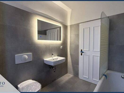 Wohnung zur Miete 593 € 2 Zimmer 69,8 m² Sudenburg Magdeburg 39112