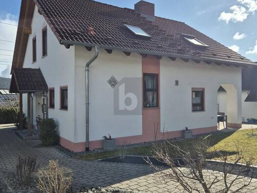 Einfamilienhaus zum Kauf 540.000 € 5 Zimmer 143 m² 692 m² Grundstück Wurmlingen 78573