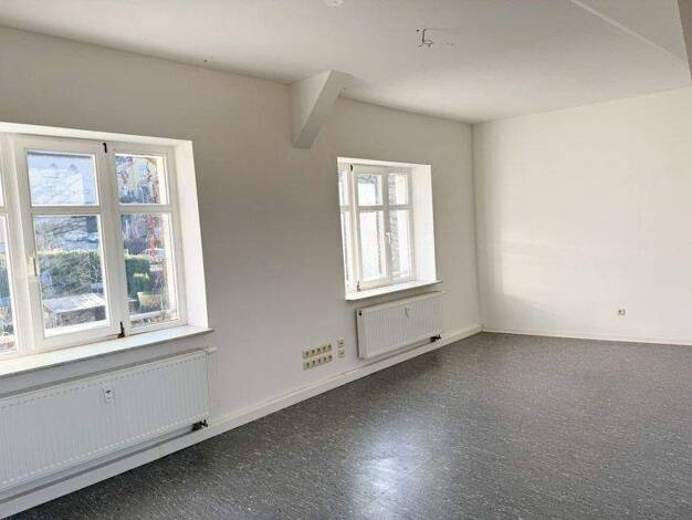 Bürofläche zur Miete 586 € 5 Zimmer 240 m² Bürofläche Frohnauer Gasse 15 Annaberg Annaberg-Buchholz 09456