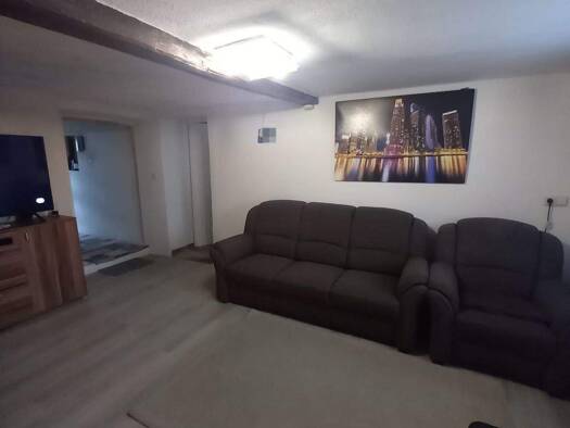 Einfamilienhaus zum Kauf 185.000 € 1 Zimmer 150 m² 174 m² Grundstück Greßhausen Gädheim 97503