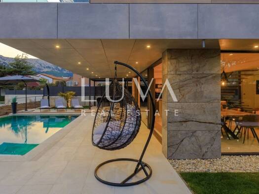 Haus zum Kauf 2.000.000 € 4 Zimmer 280 m² Baska 0