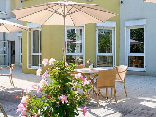 Wohnung zum Kauf 110.000 € 1 Zimmer 46,4 m² 4. Geschoss Willy-Brandt-Straße 2 Reinhardshof Wertheim 97877