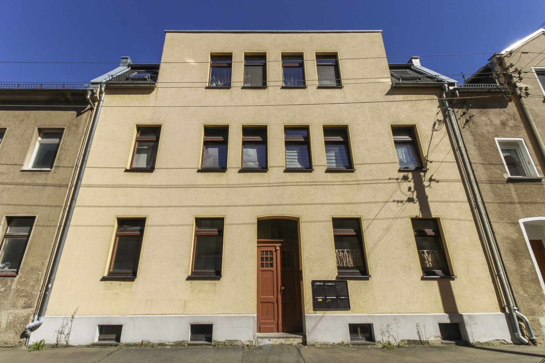 Mehrfamilienhaus zum Kauf als Kapitalanlage geeignet 190.000 € 13 Zimmer 260 m²<br/>Wohnfläche 229,2 m²<br/>Grundstück Glauchau Glauchau 08371