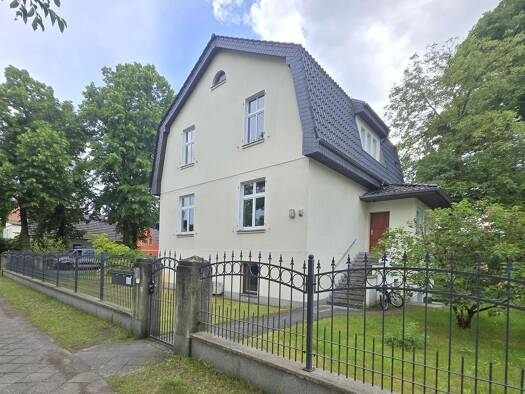 Mehrfamilienhaus zum Kauf 950.000 € 11 Zimmer 250 m² 961 m² Grundstück Eichwalde 15732