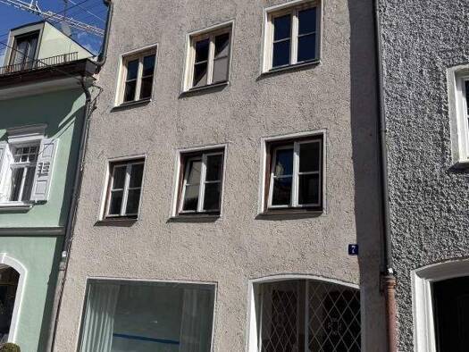 Stadthaus zum Kauf 880.000 € 14 Zimmer 203,4 m² 215 m² Grundstück frei ab sofort Weilheim Weilheim in Oberbayern 82362