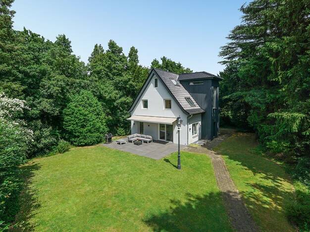 Einfamilienhaus zum Kauf 1.680.000 € 6 Zimmer 196 m² 1.249 m² Grundstück Stockum Stadtbezirk 5 40474