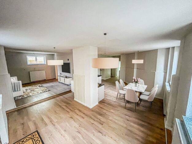 Wohnung zur Miete 850 € 2 Zimmer 90,9 m² EG Mötzlicherstrasse 3 Trotha Halle an der Saale 06118