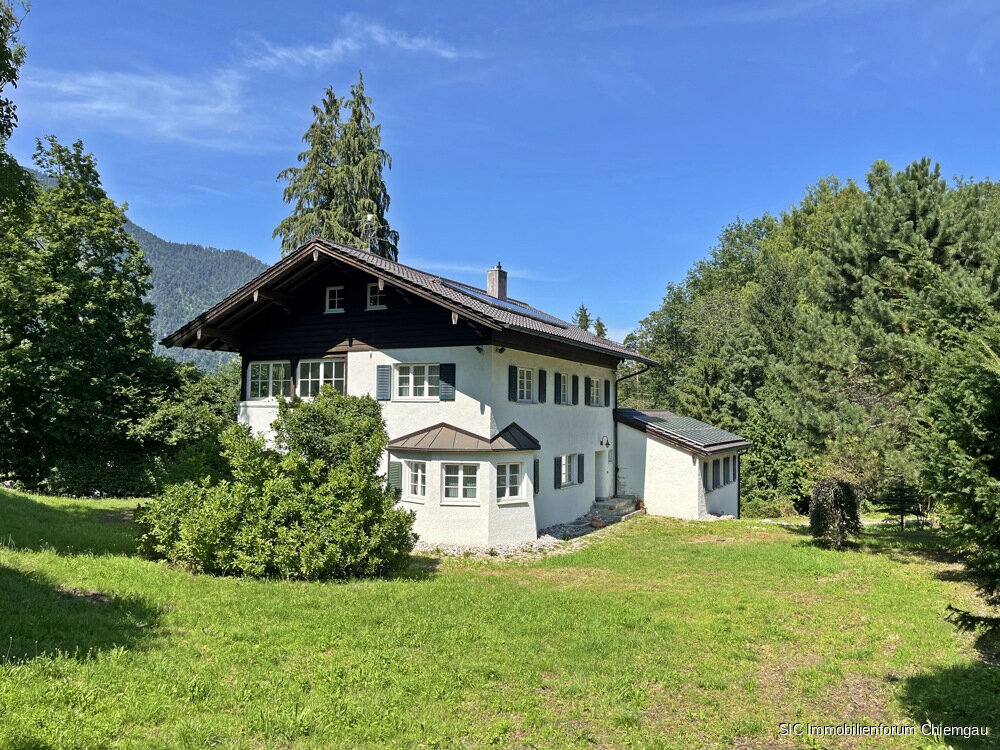 Villa zum Kauf 2.100.000 € 8,5 Zimmer 260 m²<br/>Wohnfläche 2.680 m²<br/>Grundstück Bad Reichenhall Bad Reichenhall 83435