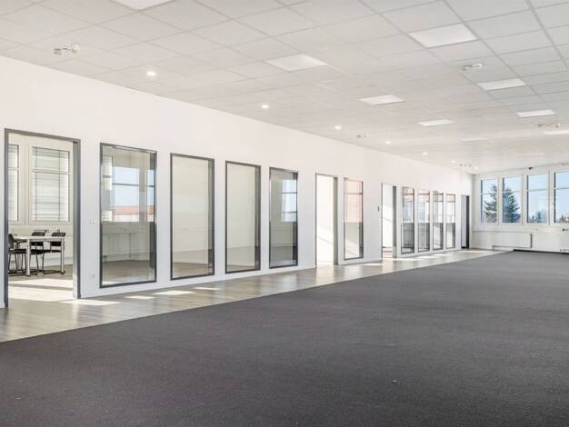 Bürofläche zur Miete 310,7 m² Bürofläche Hans-Riedl-Straße 19 Feldkirchen Feldkirchen 85622