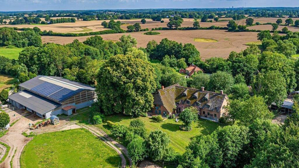 Haus zum Kauf 2.195.000 € 11 Zimmer 262 m² 44.000 m² Grundstück Schierensee 24241