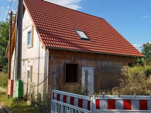 Einfamilienhaus zum Kauf 250.000 € 5 Zimmer 120 m² 1.050 m² Grundstück Döbritschen Döbritschen 99441