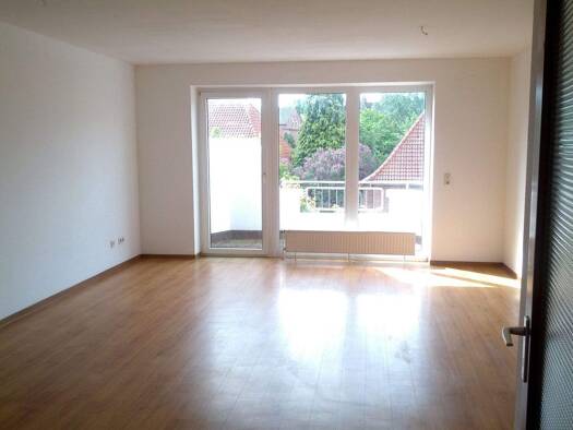 Wohnung zur Miete 640 € 2 Zimmer 60,8 m² 1. Geschoss frei ab 01.05.2026 Gartenstraße 19 Stade 21680