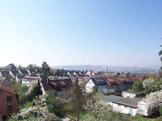 Wohnung zur Miete 1.100 € 3,5 Zimmer 82 m² 2. Geschoss Bad Cannstatt Stuttgart 70374