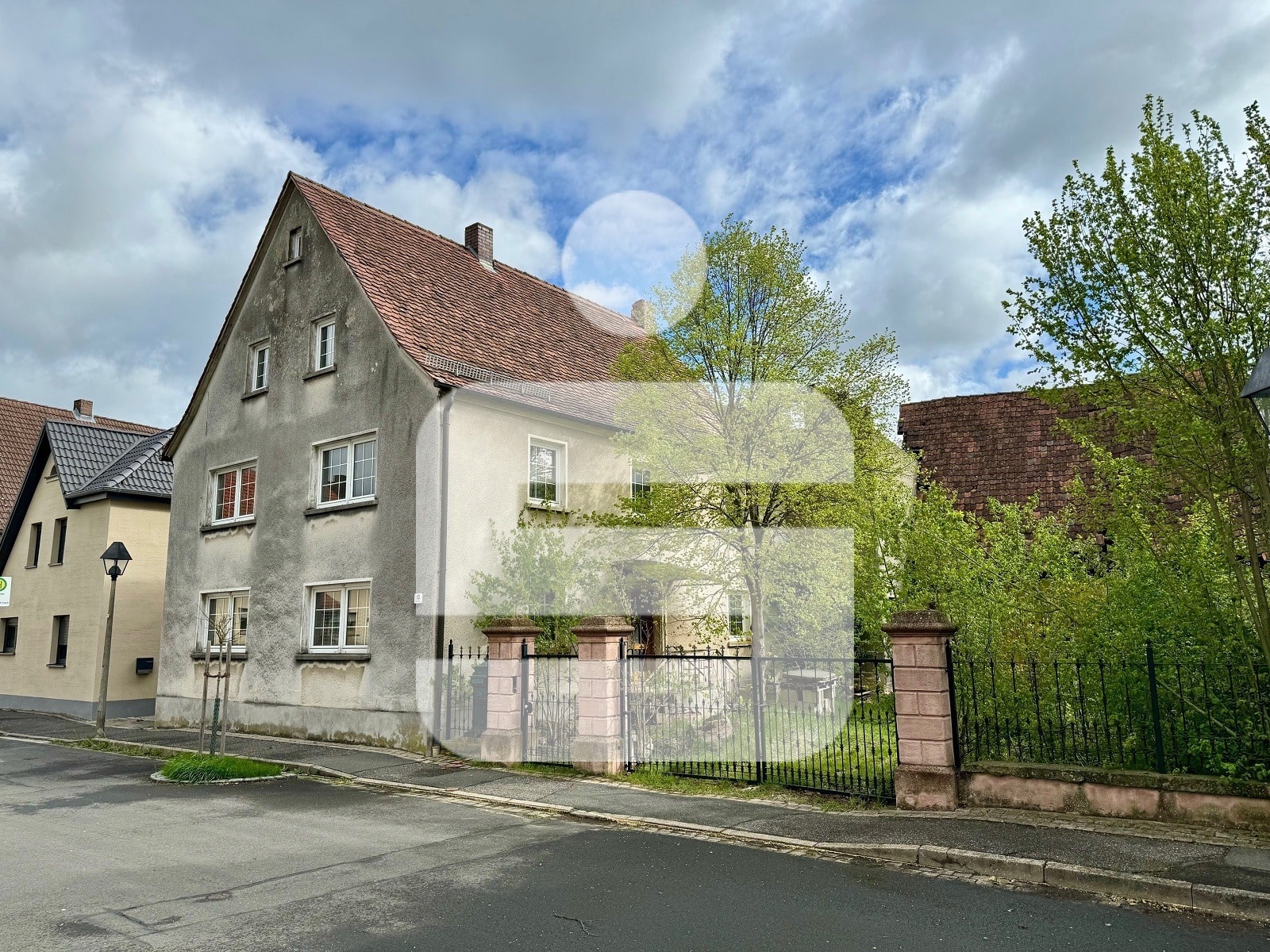 Einfamilienhaus zum Kauf 210.000 € 6 Zimmer 160 m²<br/>Wohnfläche 1.501 m²<br/>Grundstück Dachsbach Dachsbach 91462