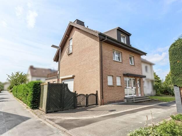 Mehrfamilienhaus zum Kauf 349.000 € 5 Zimmer 180 m² 391 m² Grundstück Salzkotten 33154
