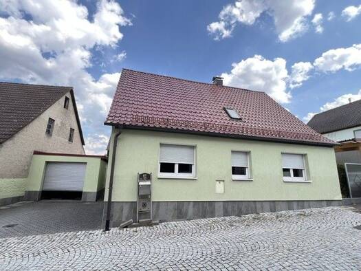Einfamilienhaus zum Kauf 185.000 € 2 Zimmer 114 m² 277 m² Grundstück Markt Bibart Markt Bibart 91477