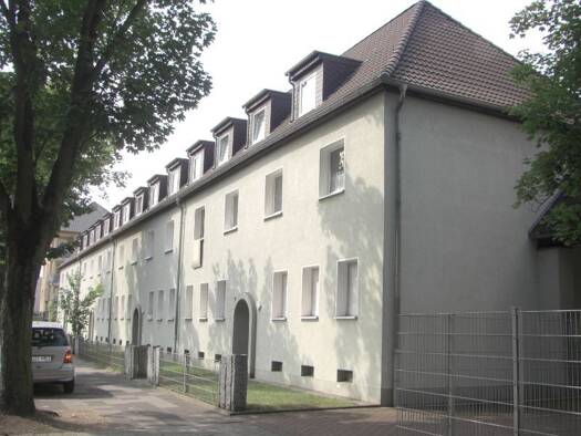 Wohnung zur Miete 300 € 2,5 Zimmer 42,3 m² 3. Geschoss frei ab 01.12.2026 Kaufstr. 28 Wanheimerort Duisburg 47055
