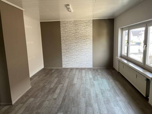 Wohnung zur Miete 700 € 3 Zimmer 78 m² 1. Geschoss frei ab 01.08.2026 Gelsdorf Grafschaft 53501