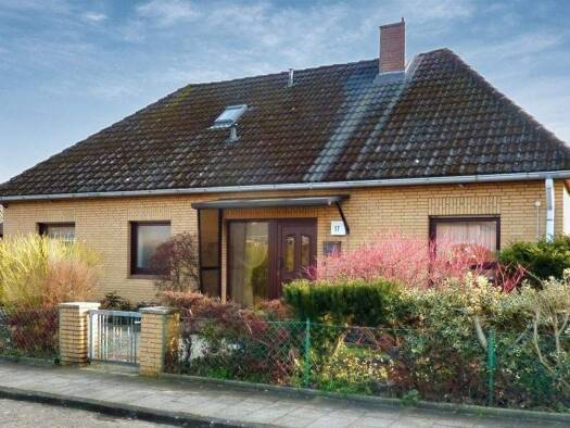 Einfamilienhaus zum Kauf 348.000 € 5 Zimmer 146 m² 609 m² Grundstück frei ab sofort Südlandstraße 17 Altenwalde Cuxhaven 27478