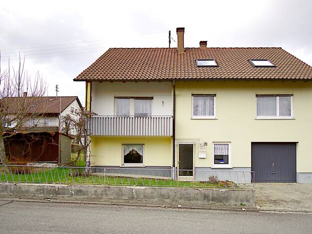 Mehrfamilienhaus zum Kauf 249.000 € 8 Zimmer 178 m² 652 m² Grundstück Obernheim 72364