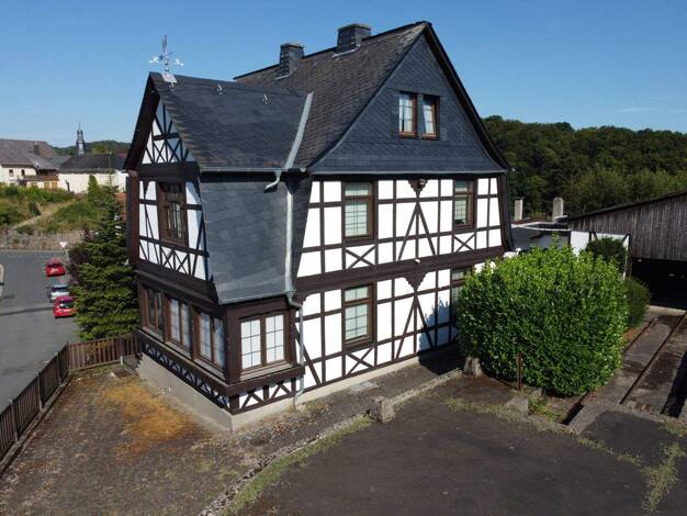 Einfamilienhaus zur Miete 1.000 € 4 Zimmer 148 m² 567 m² Grundstück frei ab sofort Löhnberg 35792