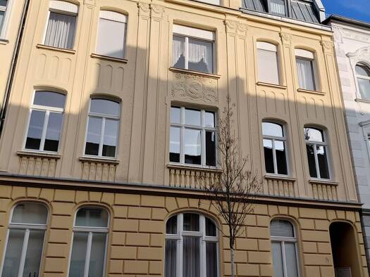 Wohnung zur Miete 1.345 € 4 Zimmer 119 m² Geschoss 1/3 frei ab 01.01.2026 Brühl 50321