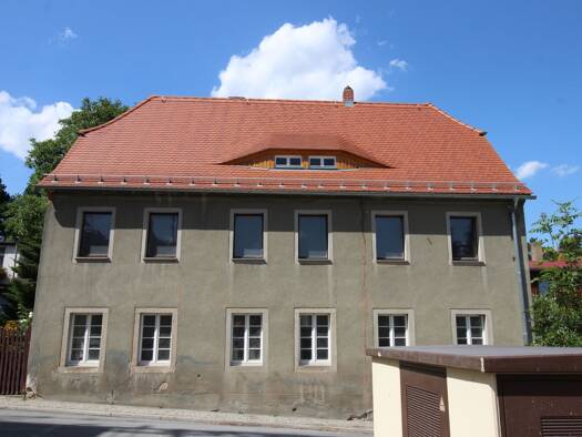 Einfamilienhaus zum Kauf 220.000 € 6 Zimmer 272 m² 745 m² Grundstück frei ab sofort Bernstadt a. d. Eigen Bernstadt auf dem Eigen 02748