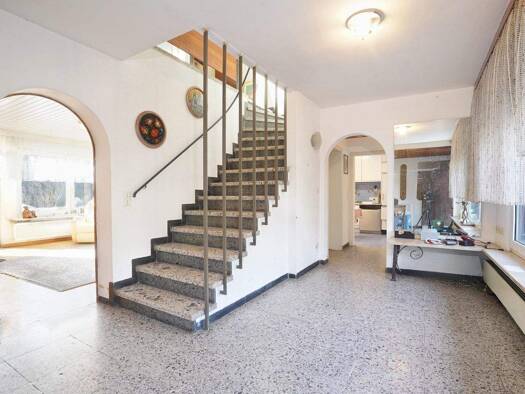 Einfamilienhaus zum Kauf 685.000 € 7 Zimmer 220 m² 923 m² Grundstück Bretten 75015