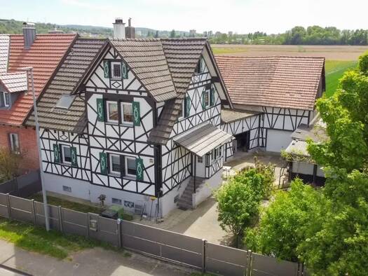 Doppelhaushälfte zum Kauf 275.000 € 6 Zimmer 152 m² 540 m² Grundstück Lahr Lahr/Schwarzwald 77933