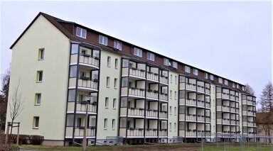 Wohnung zur Miete 235,56 € 2 Zimmer 42,8 m² 1. Geschoss frei ab sofort Str. des Friedens 7 Oelsnitz Oelsnitz 08606