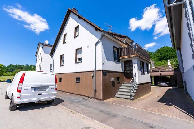 Einfamilienhaus zum Kauf 349.500 € 8 Zimmer 175 m² 555 m² Grundstück Saasen Reiskirchen 35447