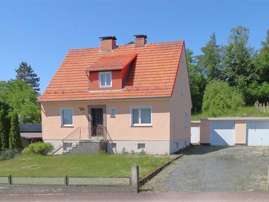 Einfamilienhaus zum Kauf 115.000 € 3 Zimmer 74,7 m² 1.250 m² Grundstück frei ab sofort Germerode Meißner 37290