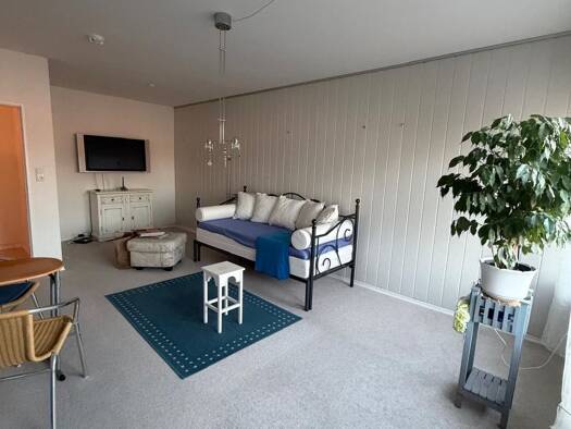 Wohnung zur Miete 720 € 1 Zimmer 40 m² Geschoss 2/3 frei ab sofort Aising Rosenheim 83026