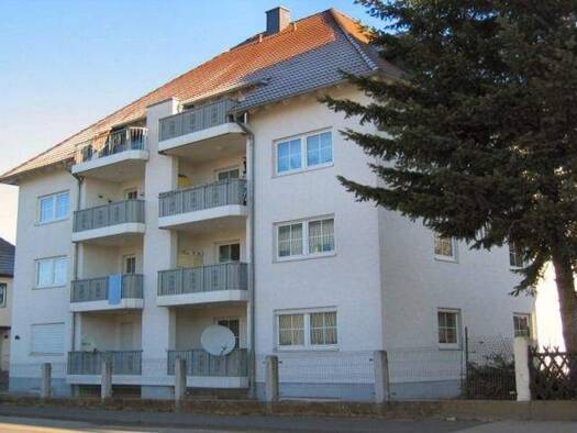 Wohnung zur Miete 536 € 3 Zimmer 82,5 m² 2. Geschoss frei ab sofort Fürstenberger Str. 68a Holzminden 37603