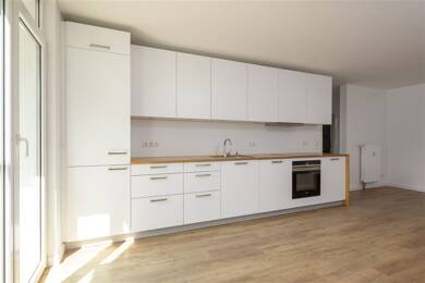 Wohnung zur Miete 739 € 4 Zimmer 71,8 m² 2. Geschoss frei ab 01.10.2025 Angerstraße 39 Altlindenau Leipzig 04177