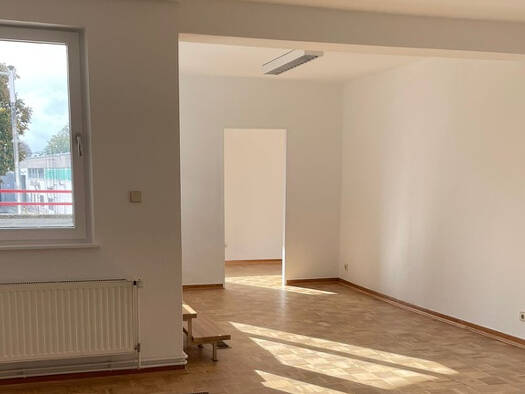 Büro zur Miete provisionsfrei 735 € 3,5 Zimmer 113 m² Bürofläche Kaltenweide Langenhagen 30855