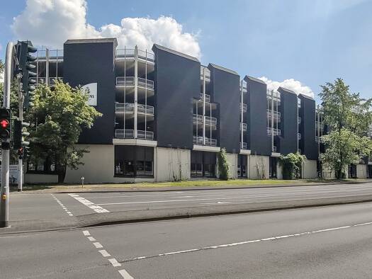 Bürogebäude zum Kauf als Kapitalanlage geeignet 2.490.000 € 8.780,5 m² 3.680 m² Grundstück Meschede Meschede 59872