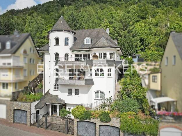 Villa zum Kauf 1.390.000 € 10 Zimmer 391 m² 1.118 m² Grundstück Cond Cochem 56812