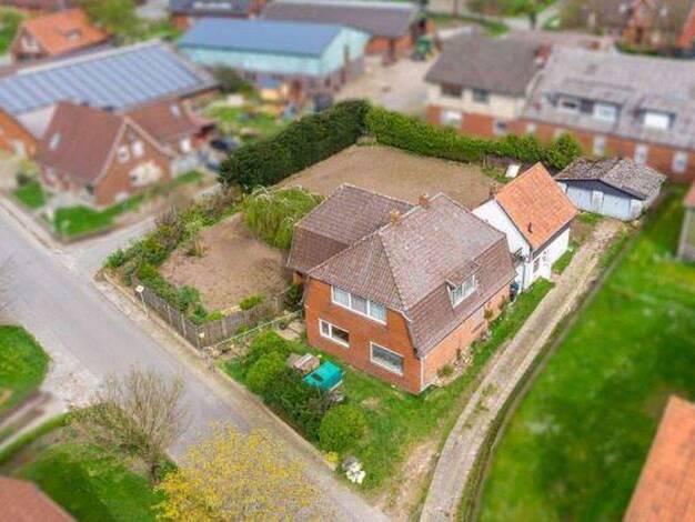 Mehrfamilienhaus zum Kauf provisionsfrei 299.900 € 9 Zimmer 211 m² 1.400 m² Grundstück Nindorf Lamstedt 21769