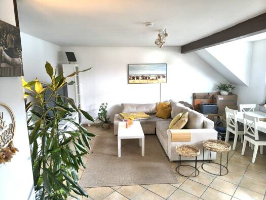 Wohnung zur Miete 740 € 2,5 Zimmer 75,4 m² 2. Geschoss frei ab 01.12.2026 Oveniusstraße 8 Cronenberg Wuppertal 42349