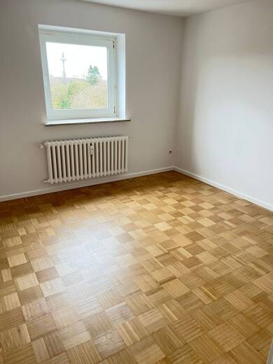Wohnung zur Miete 550 € 2 Zimmer 51,5 m² 7. Geschoss Saarbrückenstraße 44 Südfriedhof Bezirk 5 Kiel 24114