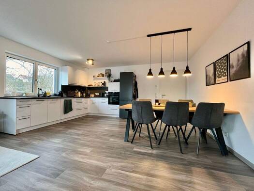 Wohnung zum Kauf - Erstbezug 398.500 € 3 Zimmer 90 m² 1. Geschoss Metzdorf Kulmbach 95326