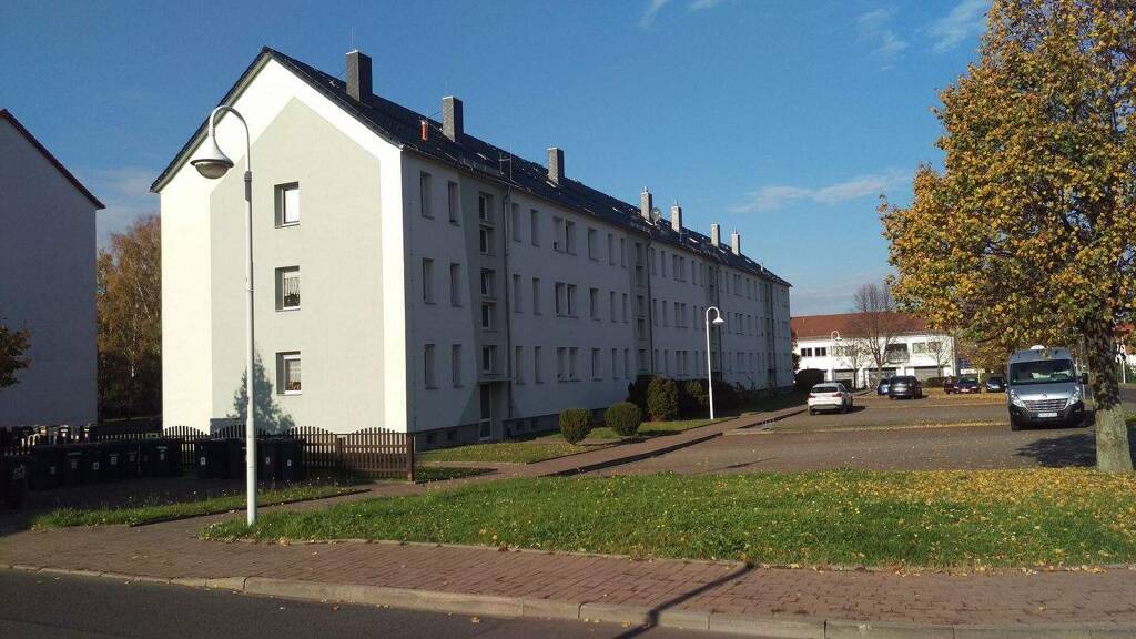 Wohnung zur Miete 350 € 2 Zimmer 50 m² Geschoss 2/2 frei ab sofort Arndtstraße 11 Waltershausen 99880