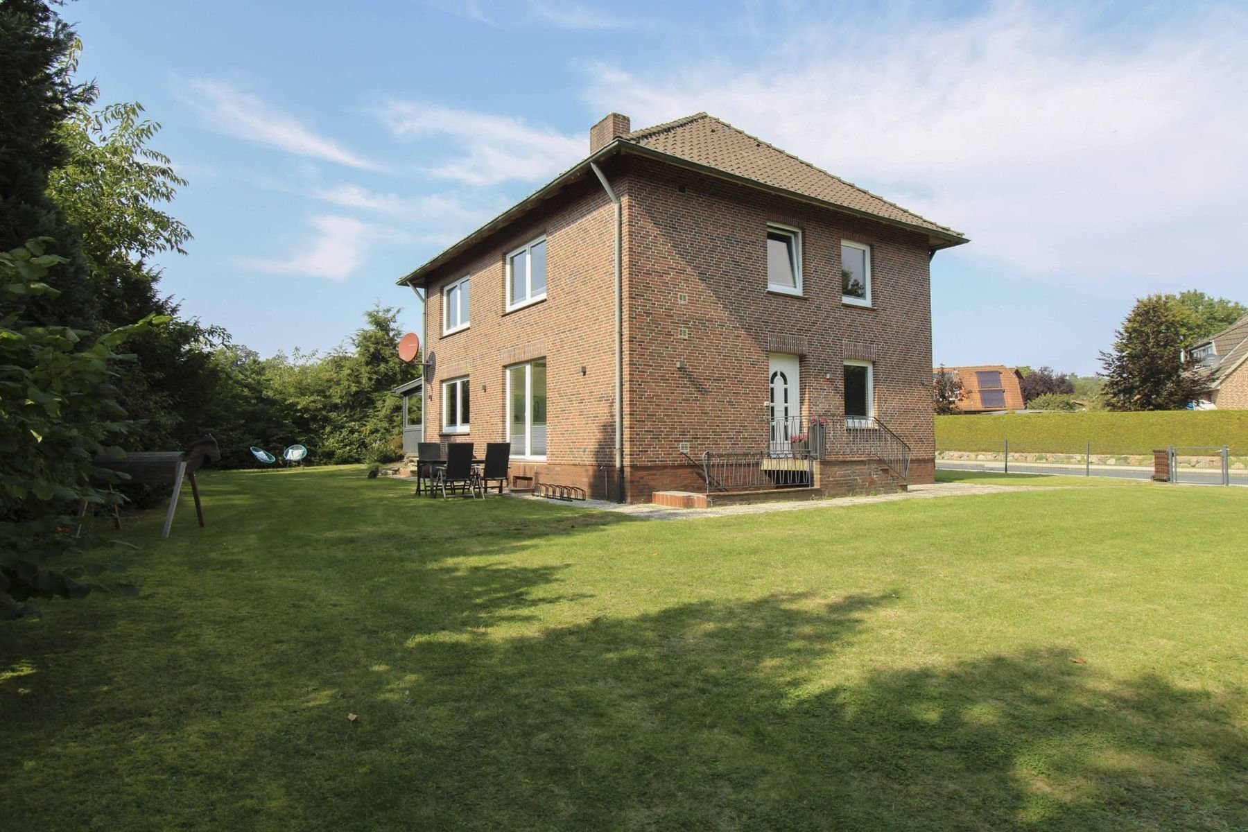 Mehrfamilienhaus zum Kauf als Kapitalanlage geeignet 449.000 € 5 Zimmer 146 m²<br/>Wohnfläche 1.090 m²<br/>Grundstück Behringen Bispingen 29646