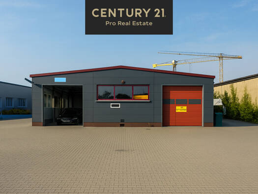 Produktionshalle zum Kauf als Kapitalanlage geeignet 10 Zimmer 2.436 m² 4.744 m² Grundstück Strausberg 15344